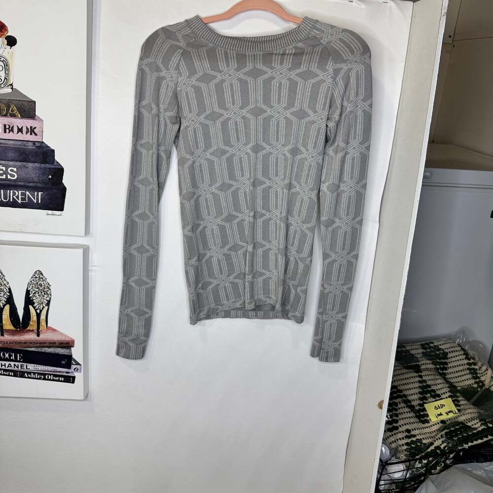 Life Fitness Women's Gray Open Cable Knit Long Sleeve Sweater Size S